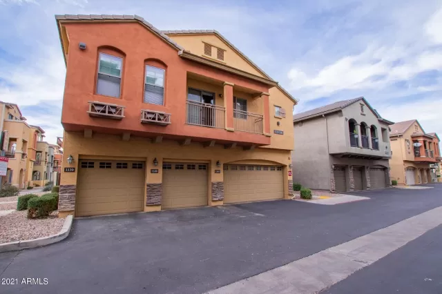 MLS: 6698124 Condo For Sale