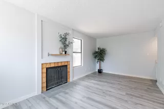 Photo #6: 6698129 Listing 