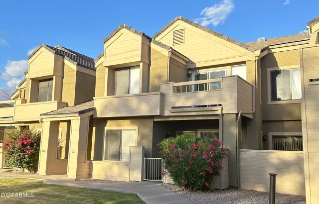 MLS: 6698235 Condo For Sale