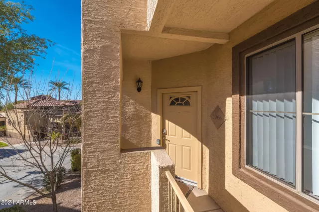 MLS: 6698380 Condo For Sale