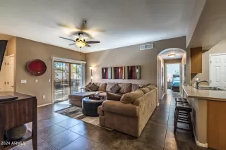 Photo #2: 6698380 Listing