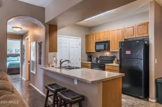 Photo #4: 6698380 Listing