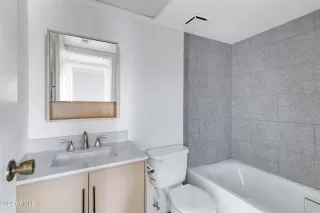 Photo #3: 6698914 Listing