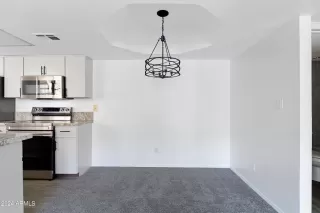 Photo #4: 6698914 Listing