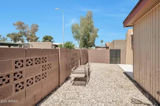 Photo #3: 6698959 Listing