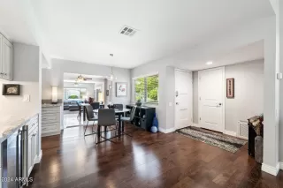 Photo #3: 6699478 Listing