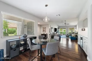 Photo #5: 6699478 Listing