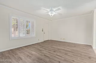 Photo #3: 6699479 Listing