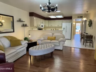 Photo #3: 6699485 Listing 