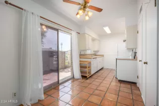 Photo #3: 6699555 Listing