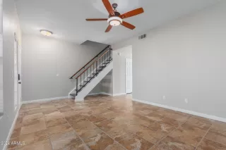 Photo #4: 6699700 Listing