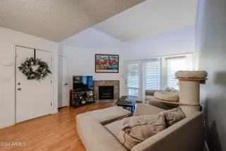 Photo #1: 6700359 Listing