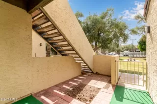 Photo #2: 6700375 Listing