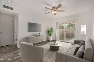 Photo #3: 6700411 Listing