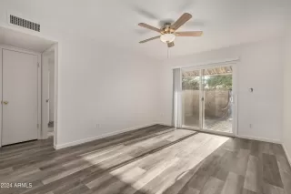 Photo #4: 6700411 Listing