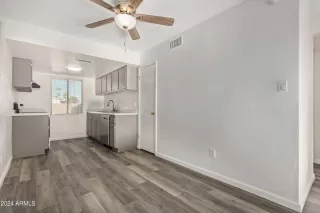 Photo #6: 6700411 Listing