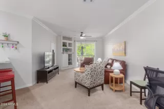 Photo #2: 6700426 Listing 