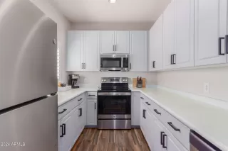 Photo #6: 6700426 Listing 