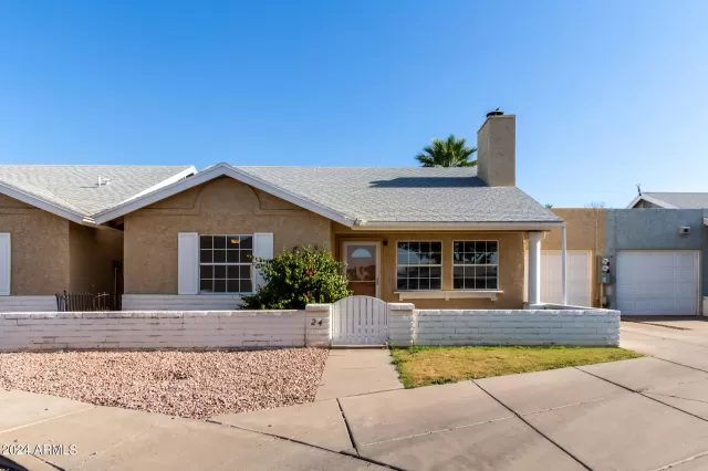 MLS: 6700471 Condo For Sale