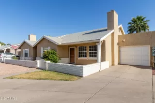 Photo #3: 6700471 Listing