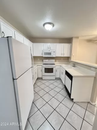 Photo #6: 6700521 Listing 