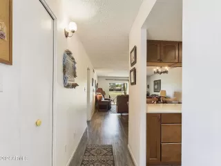 Photo #3: 6700656 Listing