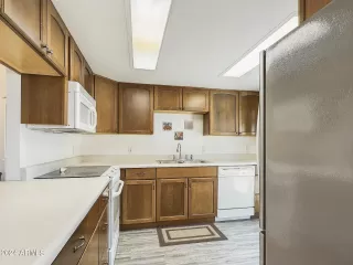 Photo #4: 6700656 Listing