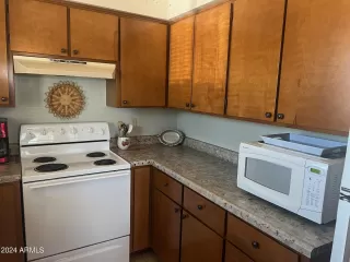 Photo #4: 6700677 Listing