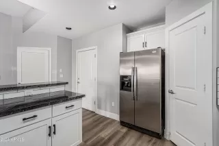 Photo #6: 6700683 Listing 