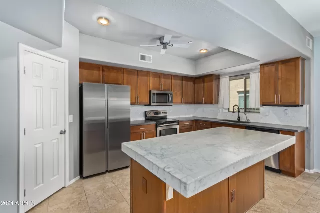 MLS: 6701181 Condo For Sale