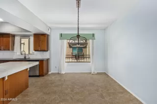 Photo #4: 6701181 Listing 