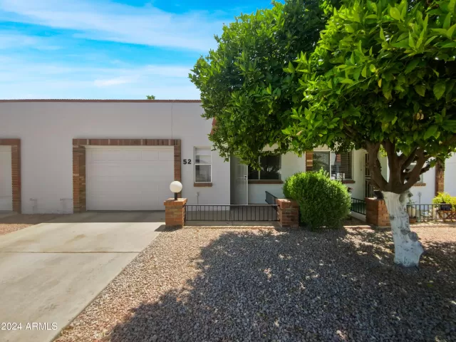 MLS: 6701347 Condo For Sale