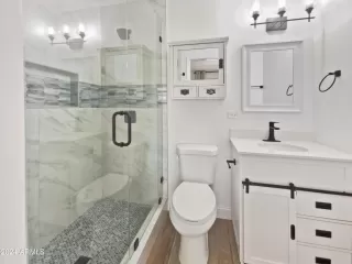 Photo #4: 6701347 Listing 