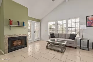 Photo #5: 6701532 Listing