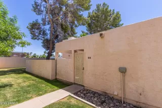 Photo #3: 6701767 Listing