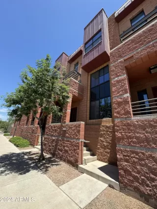 Photo #1: 6701860 Listing