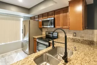 Photo #1: 6701902 Listing