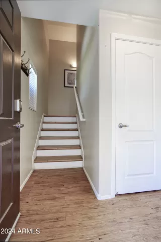 Photo #3: 6701939 Listing