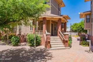 Photo #1: 6701943 Listing