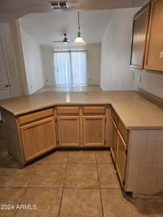 Photo #3: 6702151 Listing 