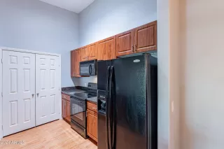 Photo #6: 6702218 Listing 