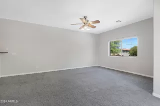 Photo #4: 6702710 Listing