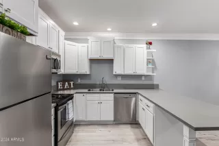 Photo #4: 6702928 Listing