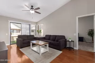 Photo #6: 6703044 Listing