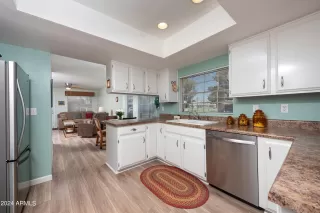 Photo #5: 6703111 Listing 