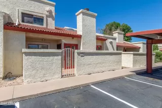 Photo #1: 6703157 Listing