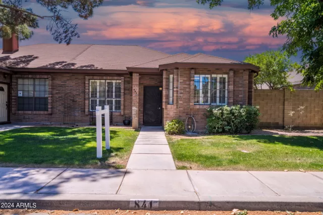 MLS: 6703216 Condo For Sale