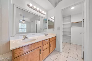 Photo #4: 6703216 Listing