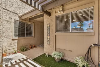 Photo #3: 6703334 Listing