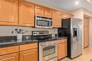 Photo #5: 6703376 Listing 